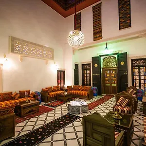 摩洛哥传统庭院住宅 Dar Layali, 非斯